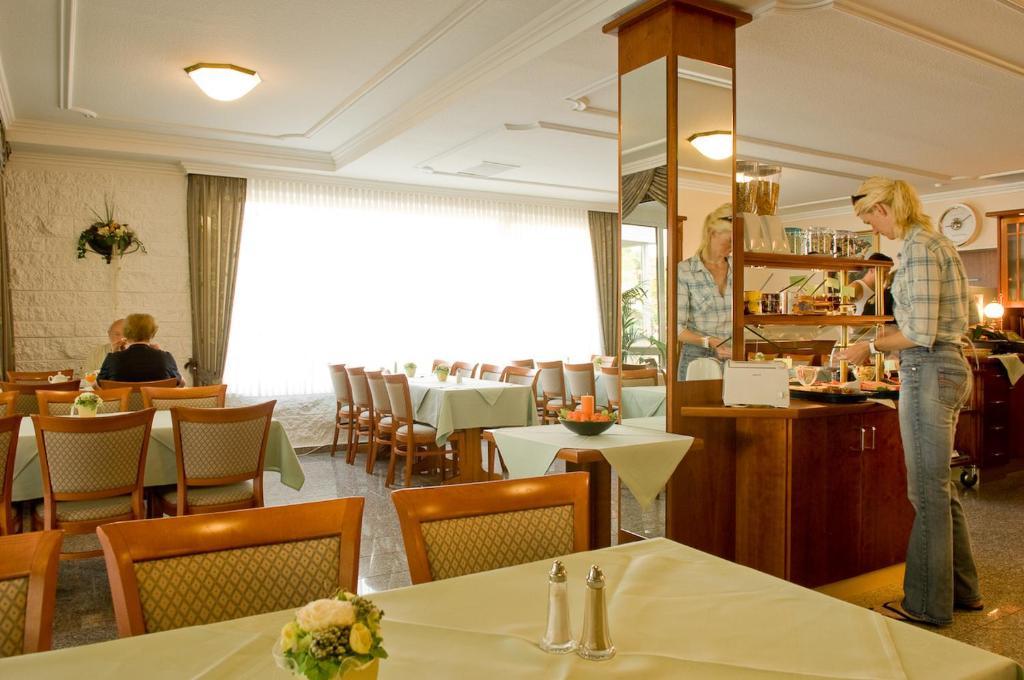 Moselstern Hotel Brixiade &Triton โคเคห์ม ภายนอก รูปภาพ