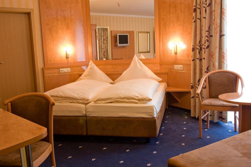 Moselstern Hotel Brixiade &Triton โคเคห์ม ห้อง รูปภาพ