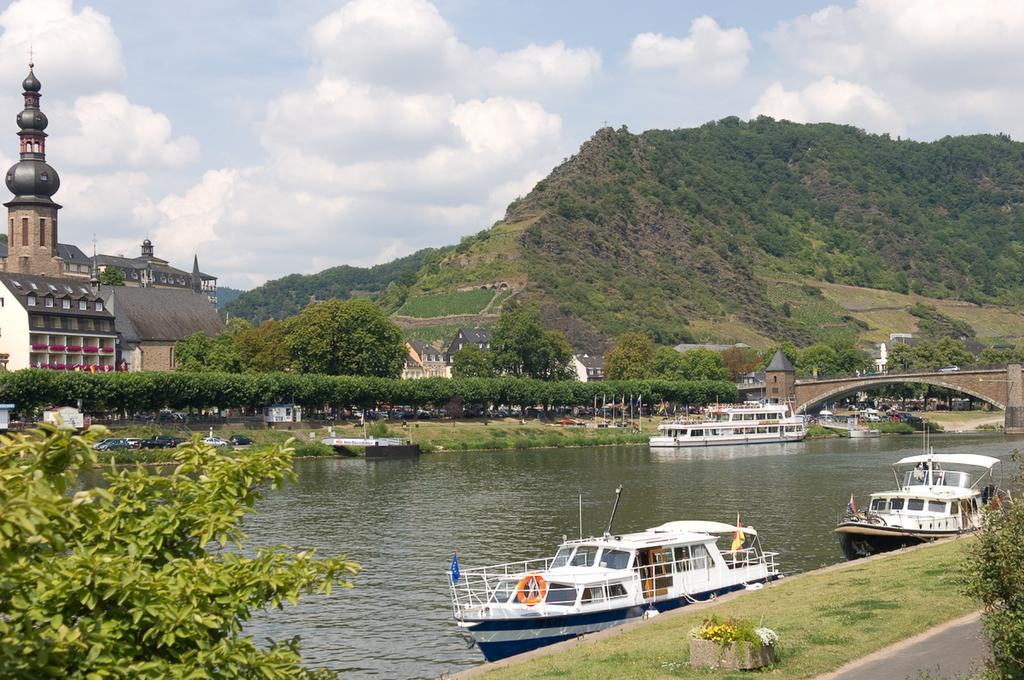 Moselstern Hotel Brixiade &Triton โคเคห์ม ภายนอก รูปภาพ